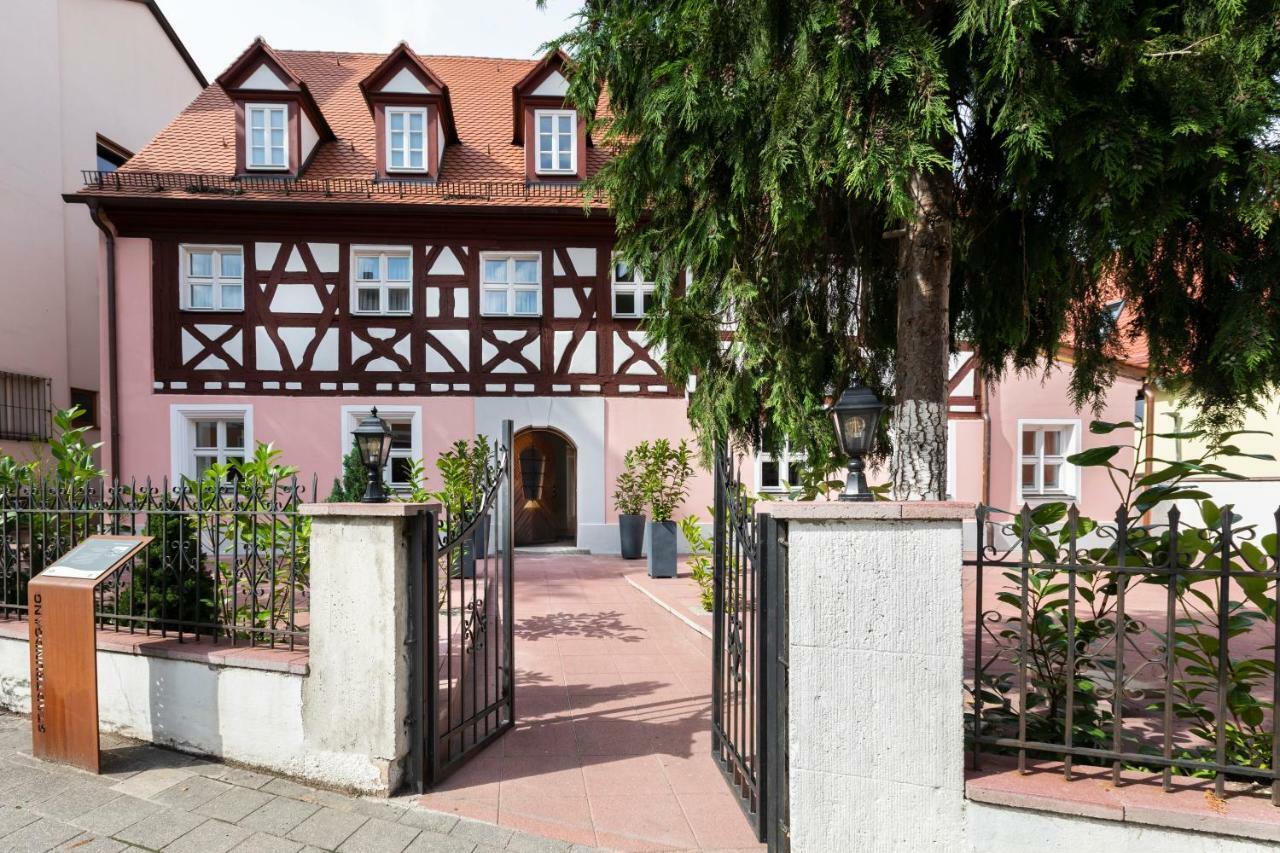 Aston'S Hotel Рётенбах-ан-дер-Пегниц Экстерьер фото