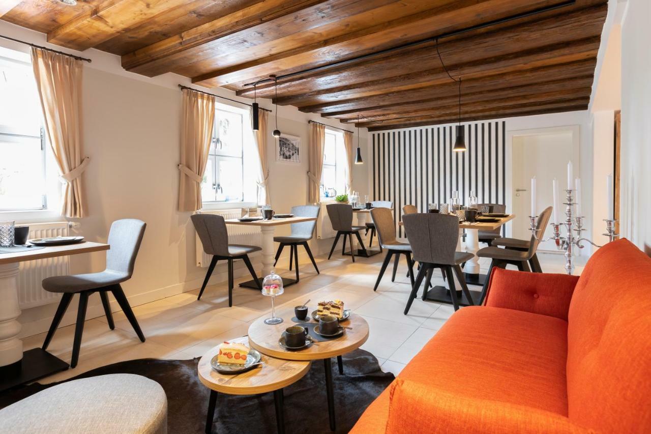 Aston'S Hotel Рётенбах-ан-дер-Пегниц Экстерьер фото